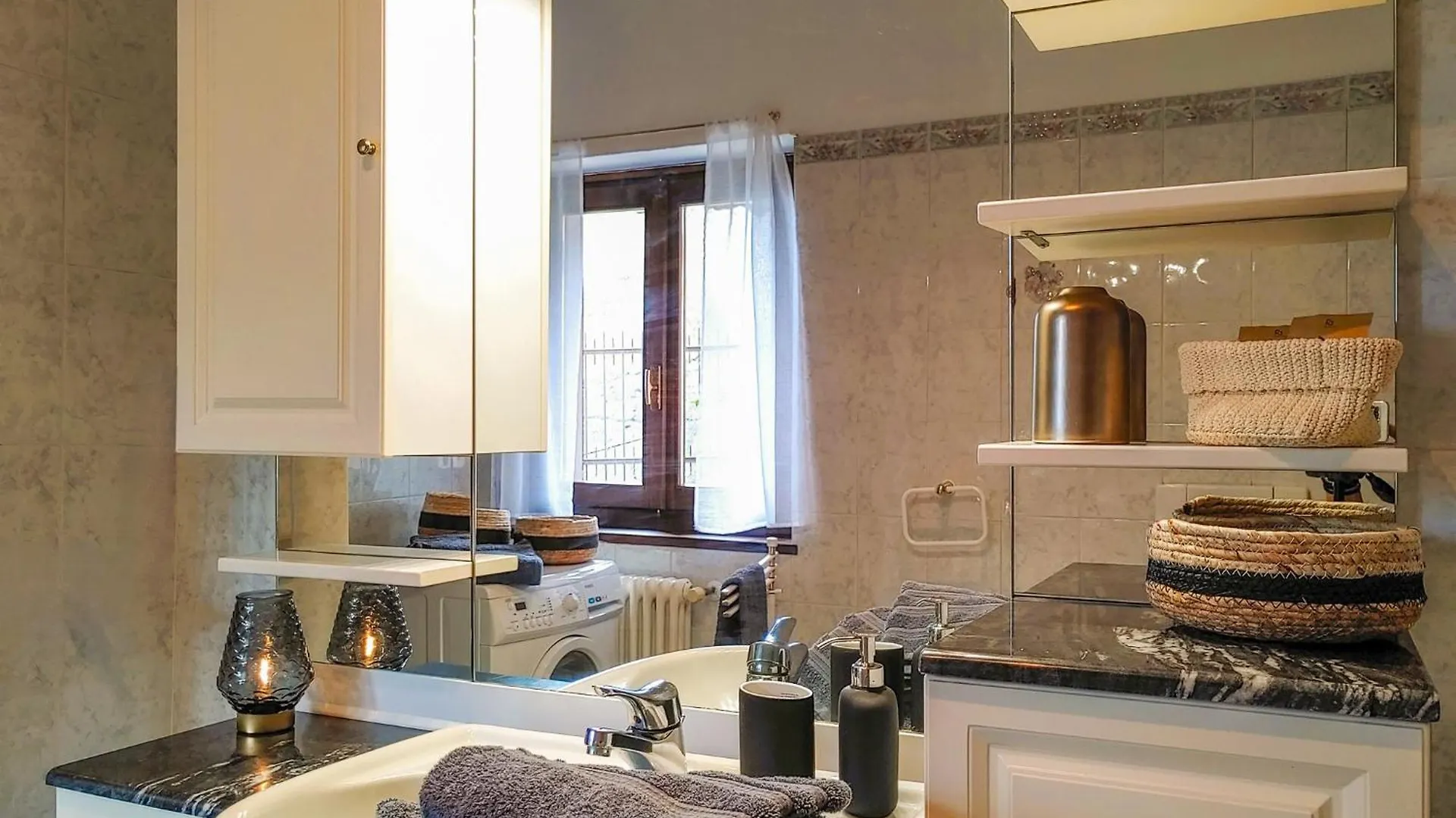 Appartement Caninett Stazzona